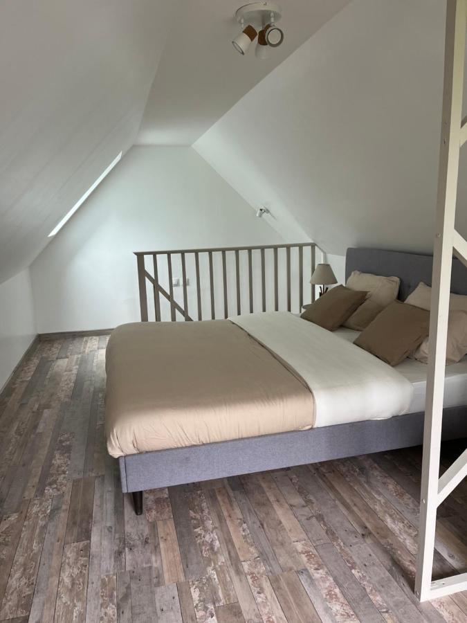 La Petite Maison De Kerguiniou Glomel Εξωτερικό φωτογραφία